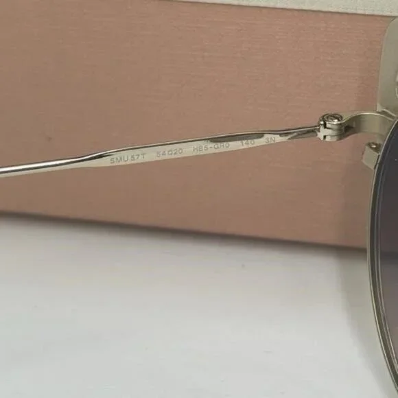 BO$$ M.A.D.EViews luxury aviator rosegld sunglasses Victoria Beckham NWT Black Sunglasses Sunglasses main image 4